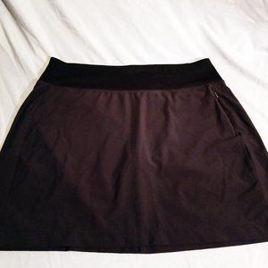Tuff Athletics lightweight black skort w outside zipper pocket -XL